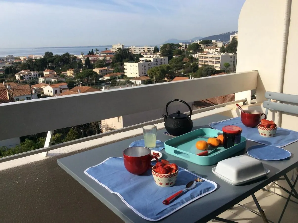 appartement vue mer panoramique Antibes